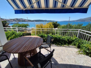 Tudija apartment3-West side place, 90m2, big terrace, beautiful beach front view